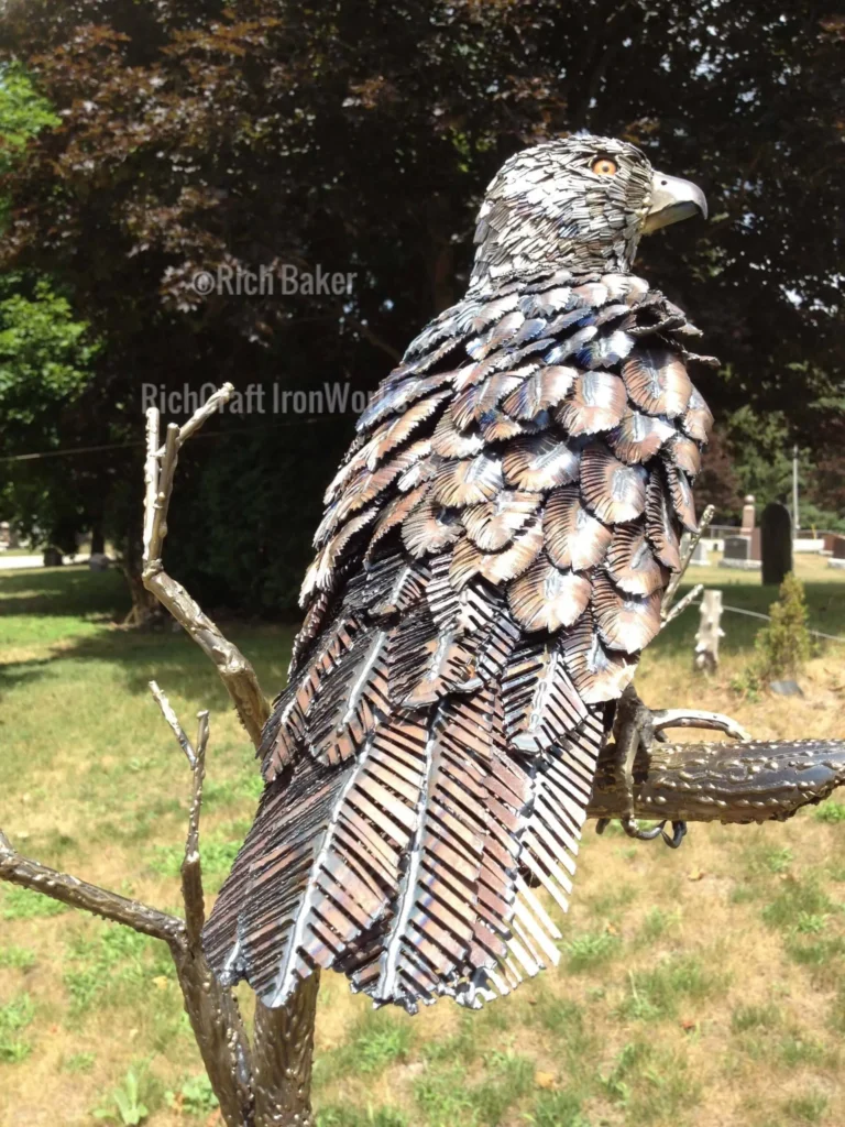 Image of a Red Tail Hawk created by Rich Baker in his Southern, Ontario studio.