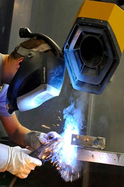 Welding fume extraction arm